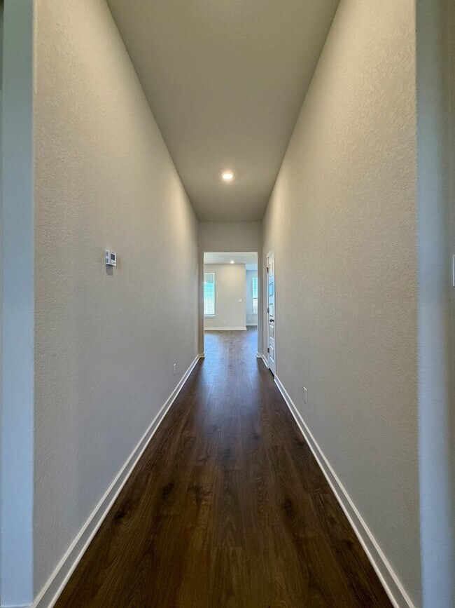 Building Photo - 14427 Inspiration Pt