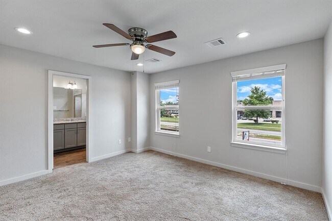 Building Photo - 15010 Eagle feather ct.