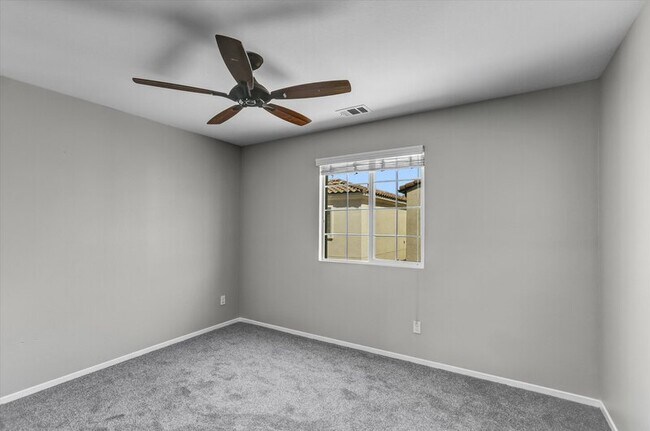 Building Photo - 2215 Antonio Dr