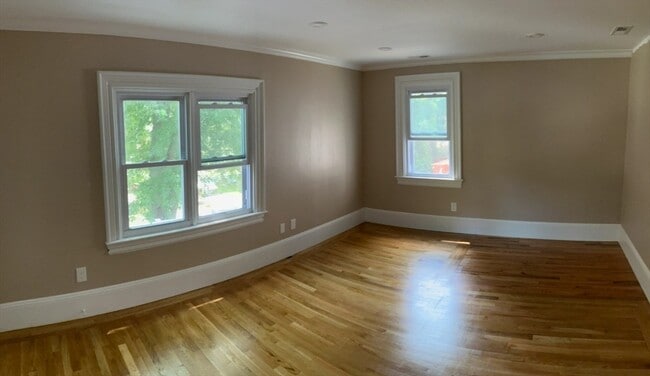 Building Photo - 51 Mt Vernon St