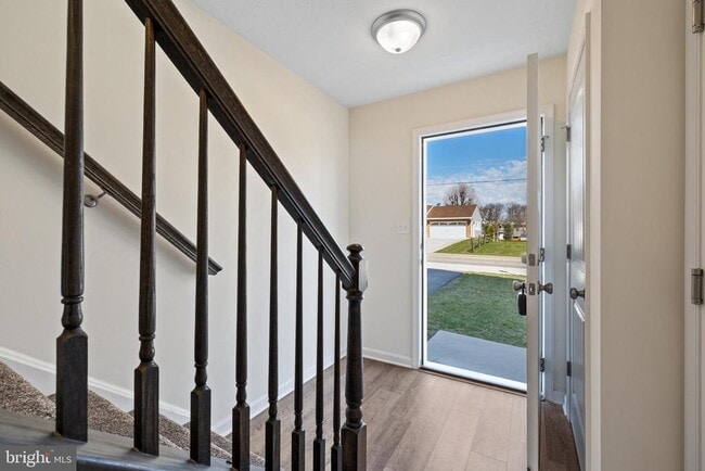 Building Photo - 778 Bassett Dr