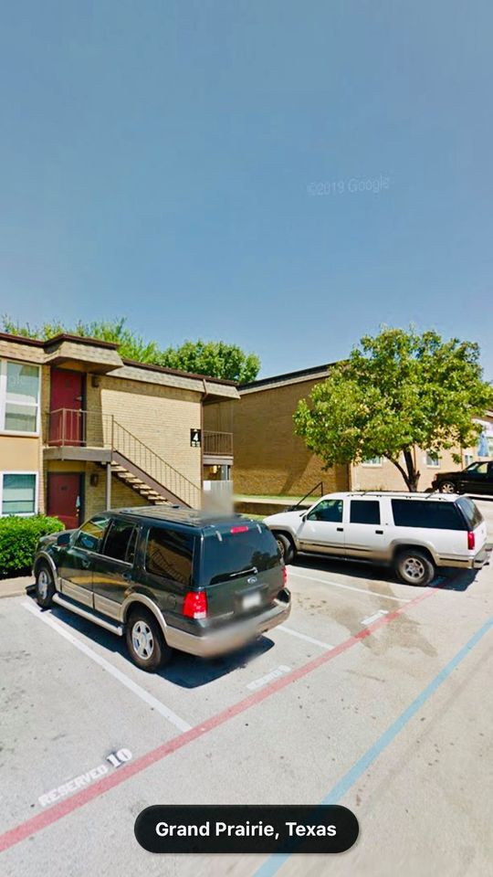 Building Photo - 511 W Dickey Rd