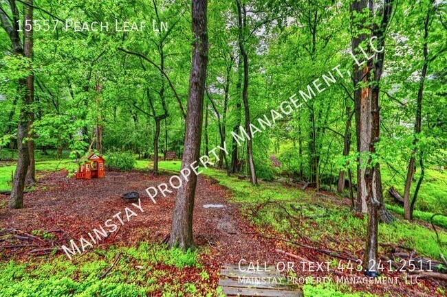 Building Photo - 15557 Peach Leaf Ln
