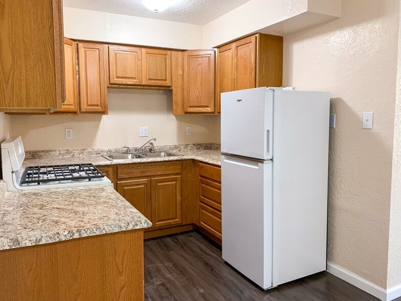Interior Photo - Vail Manor Apartments