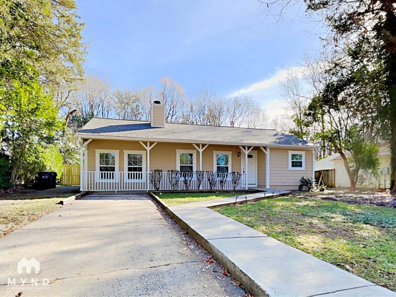 Primary Photo - 4811 McAlpine Ln