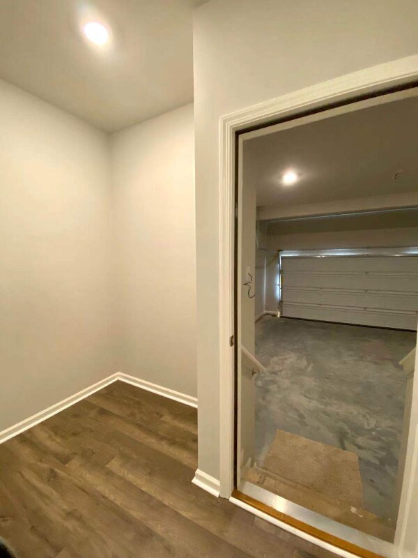 Building Photo - 144 Valimar Dr