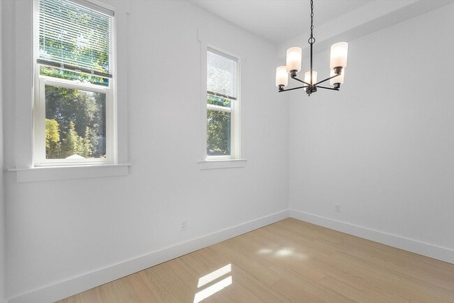 Building Photo - 1533 Lafayette St
