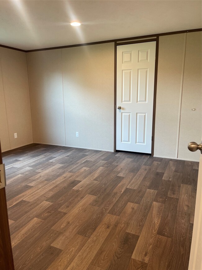 Building Photo - 8114 McHard Rd