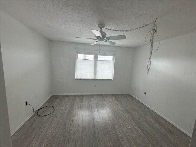 Building Photo - 649 S Tamiami Trl