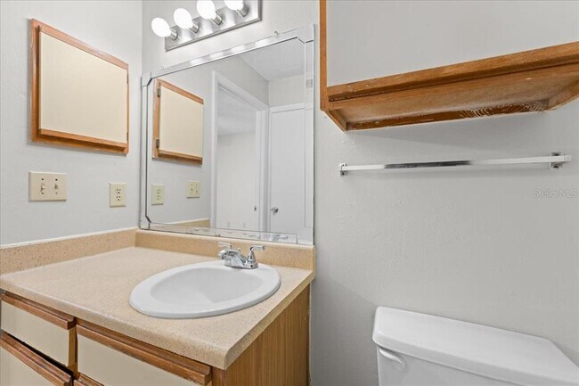 Building Photo - 8641 Fancy Finch Dr