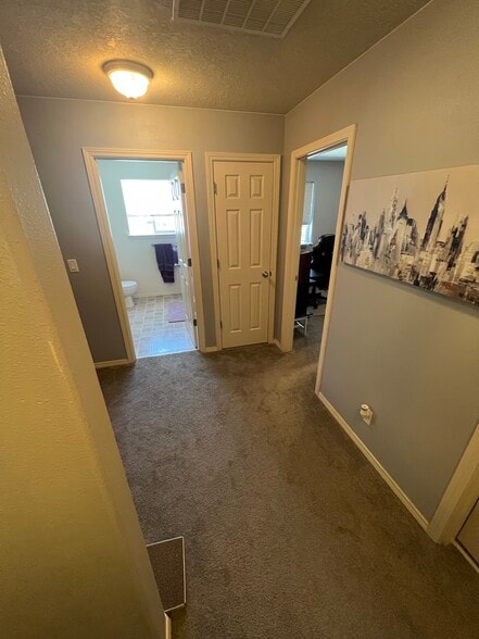 Hallway - 2872 Bluff Ave SE