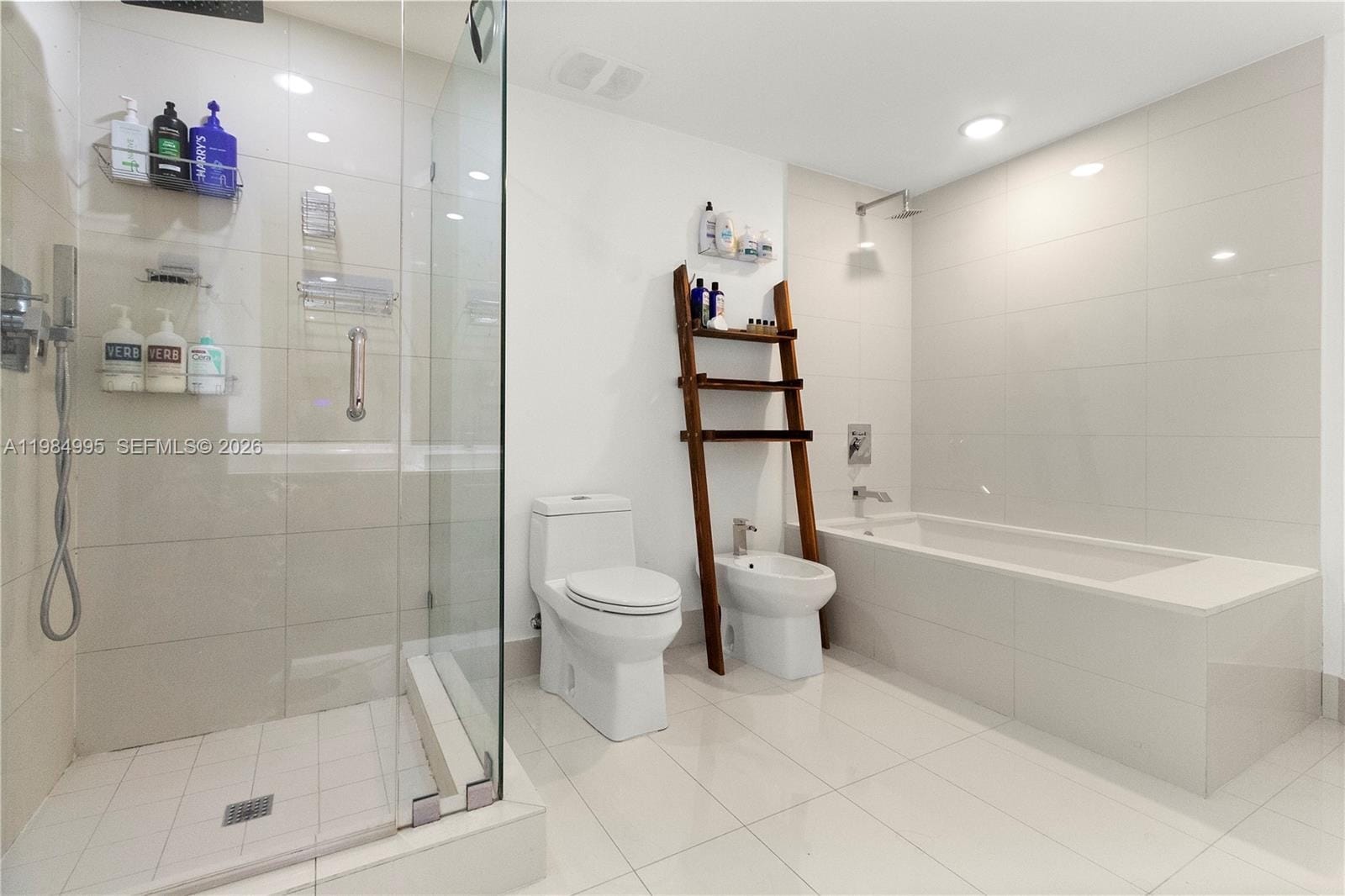 Building Photo - 1300 S Miami Ave