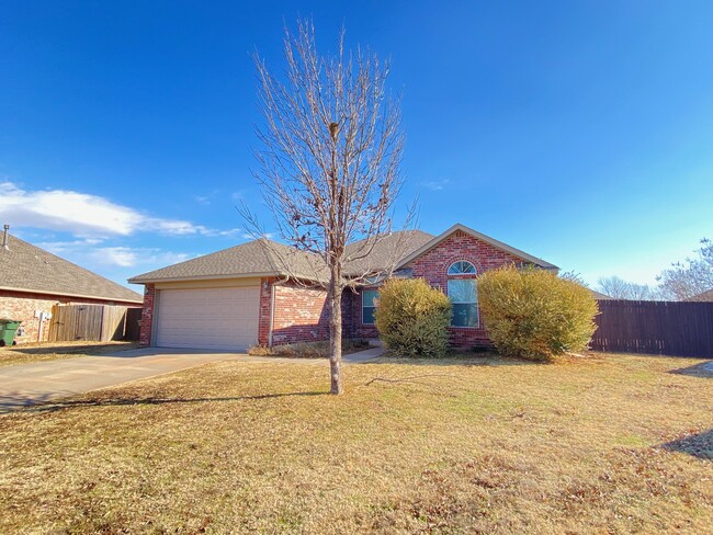 Building Photo - 812 Liberty Mesa Ct