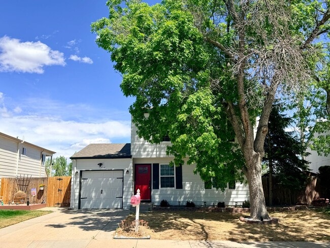 Building Photo - Updated Single-Family Home in Broomfield!
