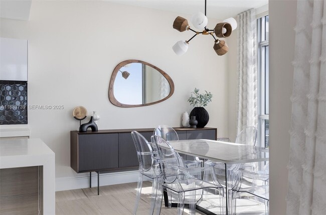 Building Photo - 17301 Biscayne Blvd