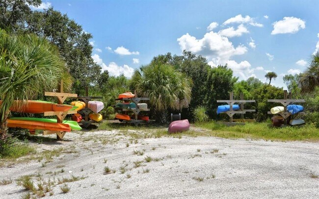 Building Photo - 910 Tidewater Shores Loop
