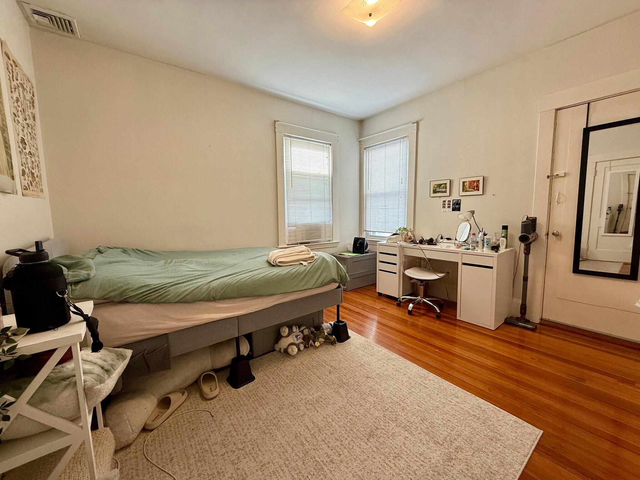 Building Photo - 209 Chestnut Hill Ave