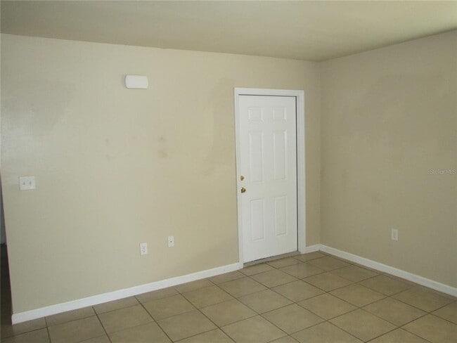 Building Photo - 464 Hippel St