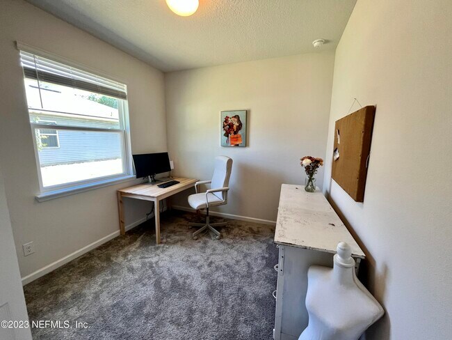 Building Photo - 2274 Lincoln Sendero Trail