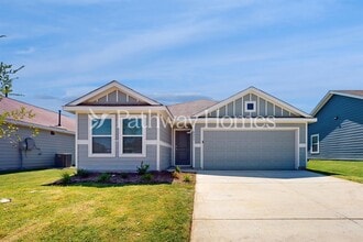 Building Photo - 4033 Dublin Ridge Dr
