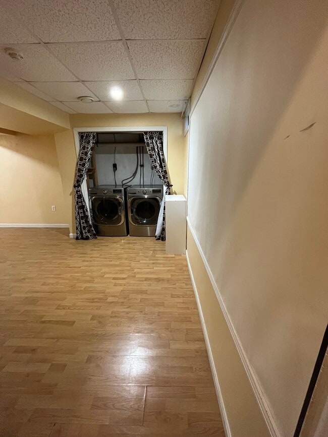 Building Photo - 2743 Cranberry Hwy