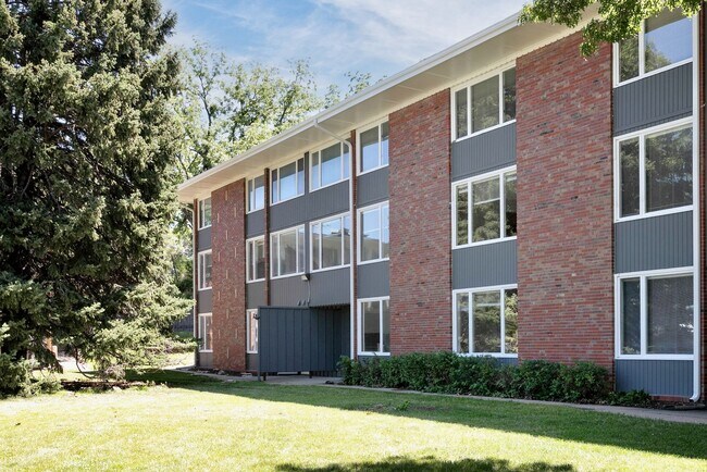 Building Photo - Amazing 2-Bedroom Apartment in Millard!