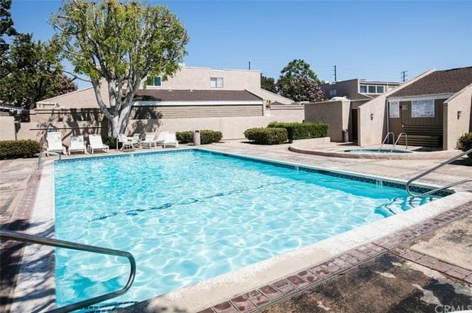 Building Photo - 2900 Madison Ave