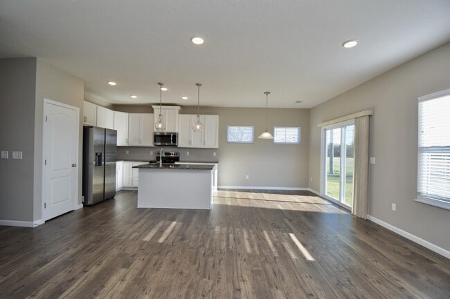 Building Photo - 1601 Ashbury Ct