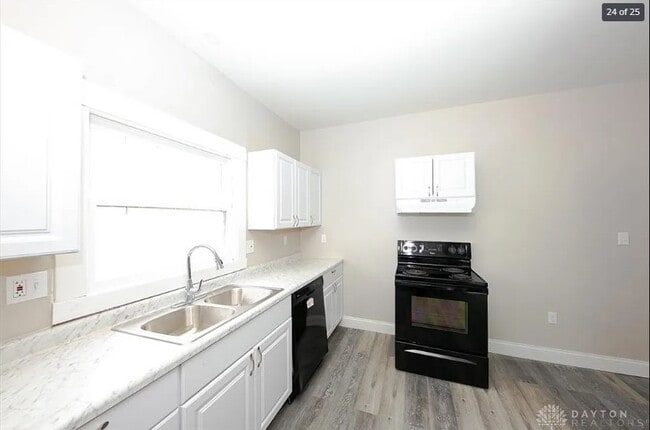 Building Photo - 1628 Wyoming St