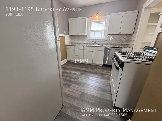 Building Photo - 1193-1195 Brockley Avenue-