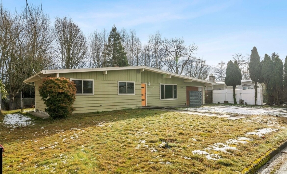 Building Photo - 26510 19th Pl S