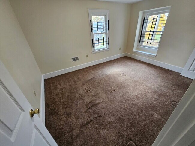 Building Photo - 876 E 149th St