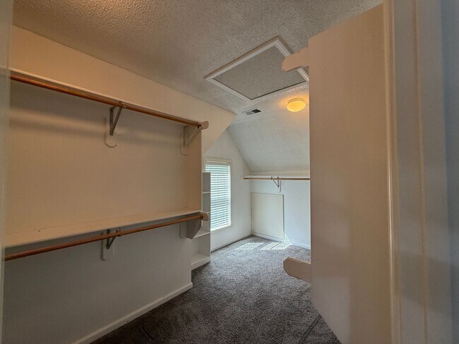 Building Photo - 13817 Hauser St