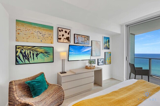 Building Photo - 4111 S Ocean Dr
