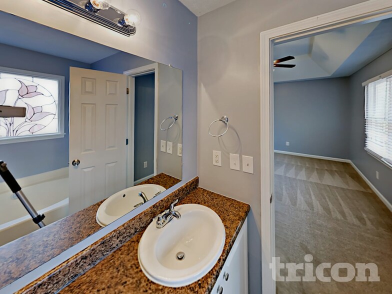 Building Photo - 100 Beaverdam Ct