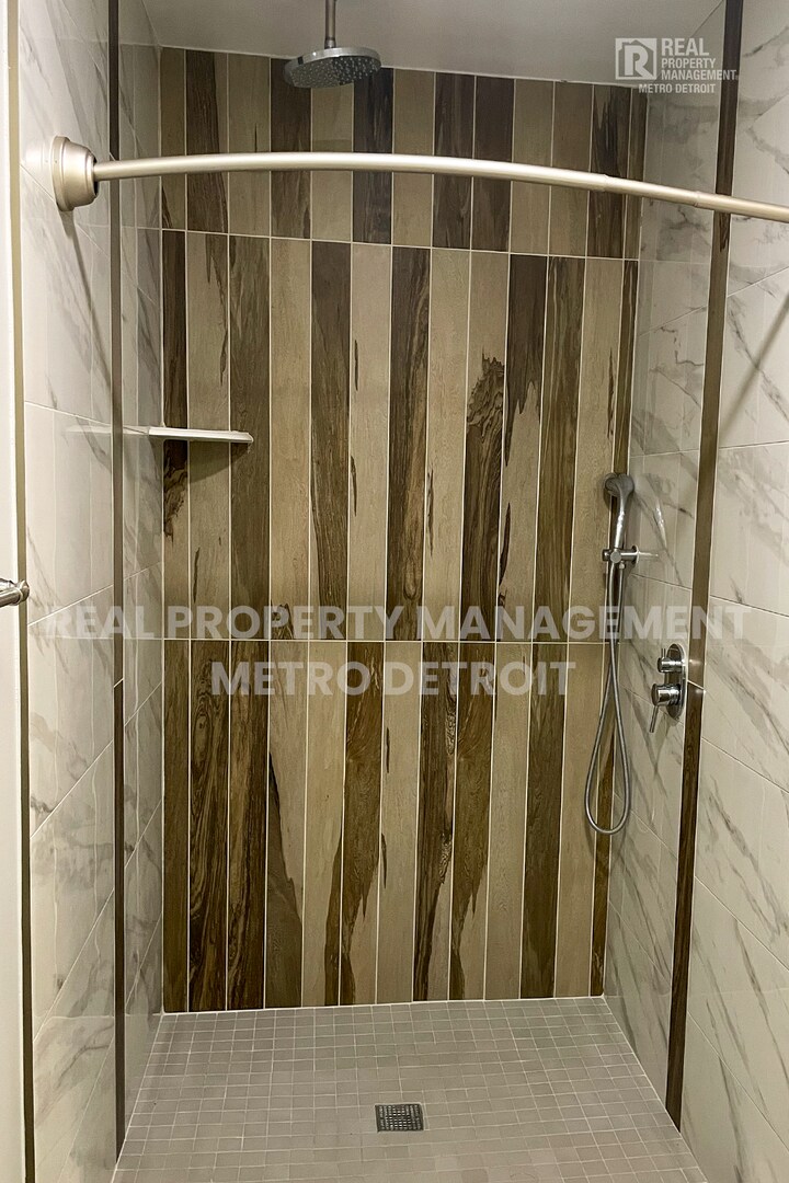 Building Photo - 22148 Dante St