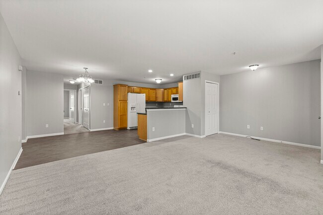 Building Photo - 13033 Turnberry