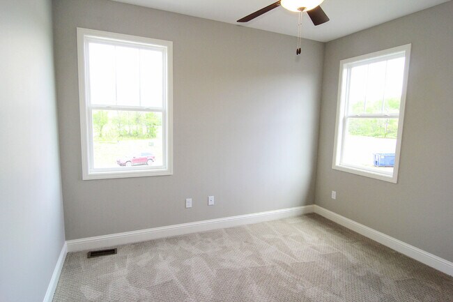 Building Photo - Beautiful Home in Walden Park