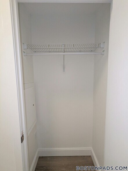 Building Photo - 1079 Commonwealth Ave