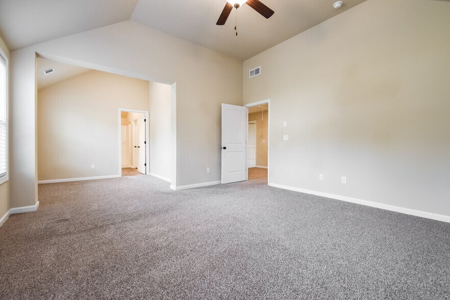 Building Photo - 11086 Shadow Ct