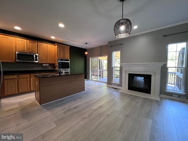 Building Photo - 6722 Emmanuel Ct