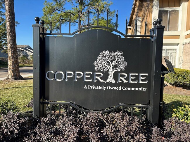 Building Photo - 6119 Dryad Dr