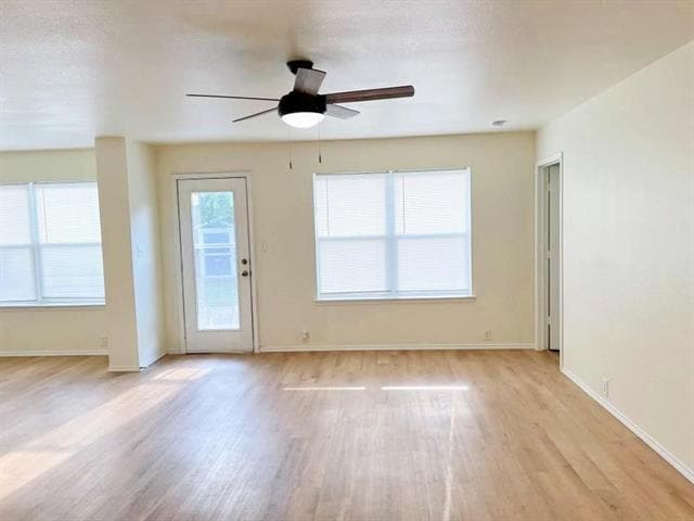 Building Photo - 1810 Oak Hl Dr