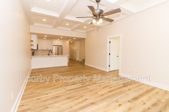 Building Photo - 65 Morning Mist Dr