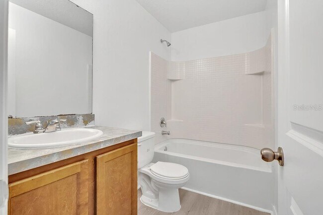 Building Photo - 303 Anchovie Ct