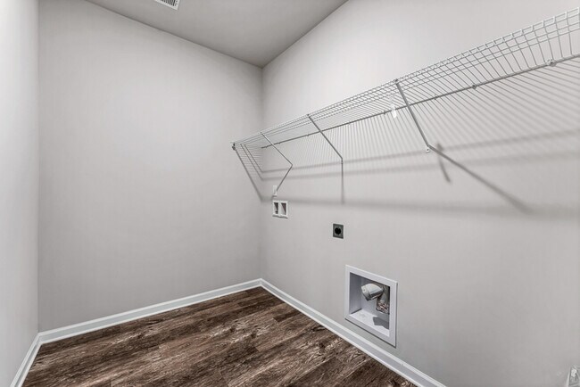 Building Photo - 303 Ivyleaf Dr