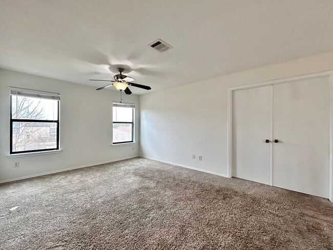 Building Photo - Cozy & Bright 4BR / 3BA Home – Garage, Deck & Laundry Room