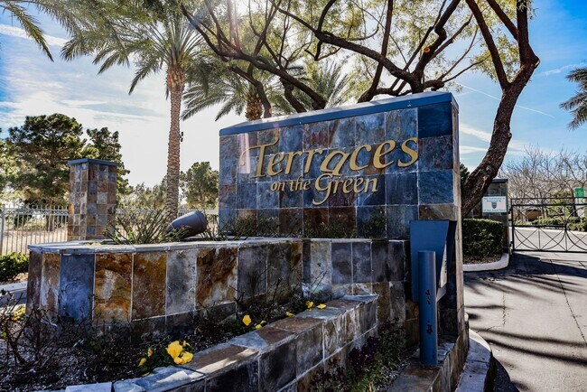 Building Photo - Beautiful 2 bd/2 bath condo in luxury gated Summerlin community ON TPC GOLF COURSE