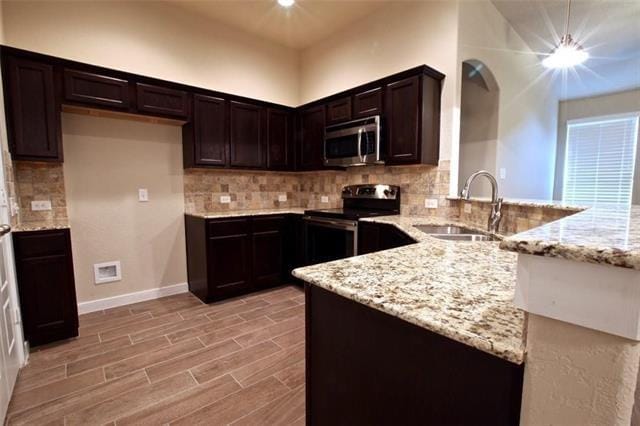 Building Photo - 1009 Skyview Ct