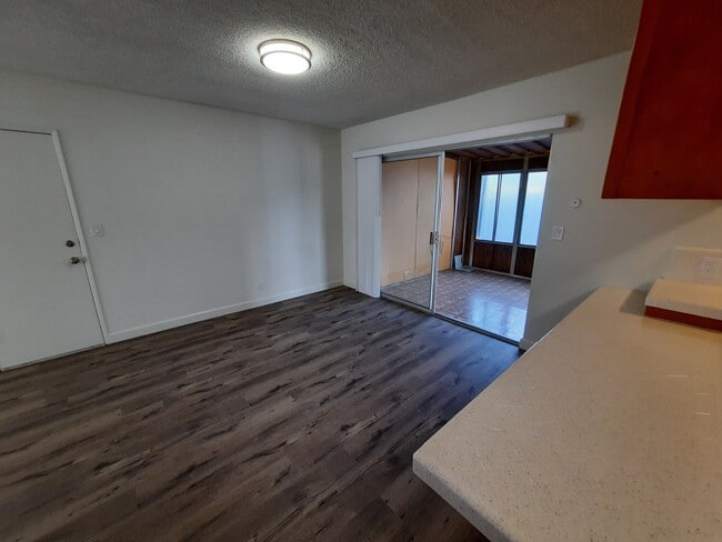 Building Photo - 9135 Arcadia Ave